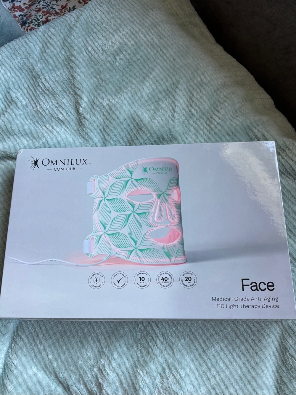 Omnilux Contour Face LED Light Therapy Device - NEVER USED